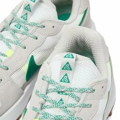 Nike ACG Lowcate -Luxury Sneakers Shop 01 06 2022 DM8019 003 4 1