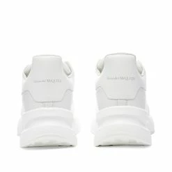 Alexander McQueen Oversized Runner -Luxury Sneakers Shop 03 12 2020 GH 575425WHRU3 9065 3 1