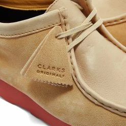 Clarks Originals Wallabee Gore-Tex -Luxury Sneakers Shop 11 05 2022 ML 26162413 4 1