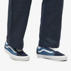 Vans Vault UA OG Old Skool LX -Luxury Sneakers Shop 13 02 2023 JW VN0A4P3X5OC1 m7 1