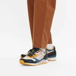 Asics Gel-Lyte III OG 11 Asics Gel-Lyte III OG -Luxury Sneakers Shop 14 04 2022 JA 1201A482 700 m9 1