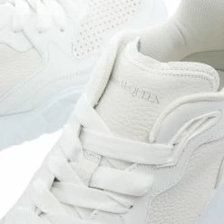 Alexander McQueen Court Trainer Mid -Luxury Sneakers Shop 16 08 2022 AJ 705121WICM1 9071 4 1