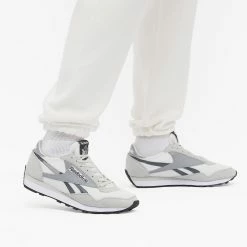 Reebok AZ II -Luxury Sneakers Shop 17 01 2022 ja gx5323 m9