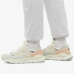 New Balance M5740RSA -Luxury Sneakers Shop 17 05 2022 BLR M5740RSA m9 1