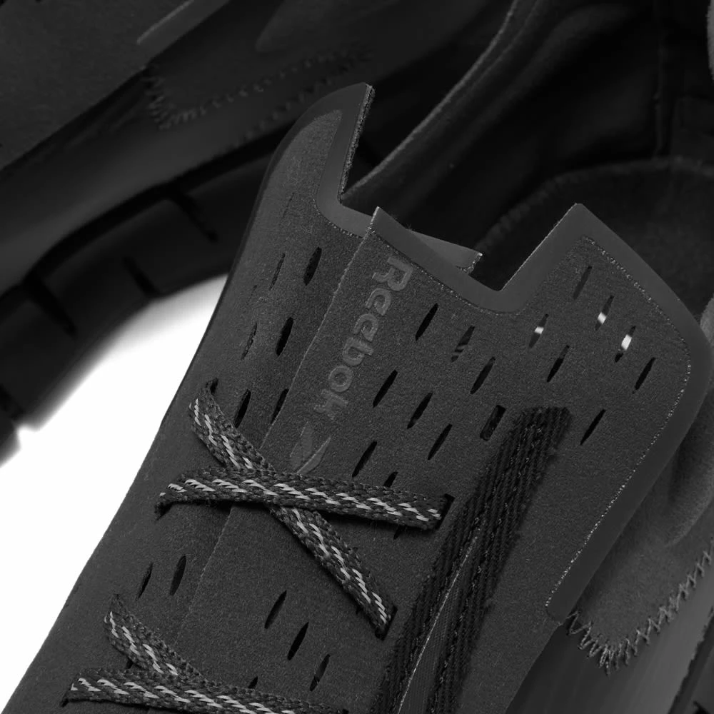 Reebok X Maison Margiela Project 0 Zig 3D Storm 4 Reebok X Maison Margiela Project 0 Zig 3D Storm - Image 4