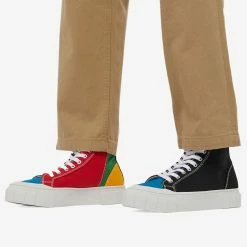 Good News Juice -Luxury Sneakers Shop 18 05 2022 JD GNJUIC012 m7 1