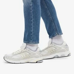 Adidas Response CL -Luxury Sneakers Shop 19 01 2022 TC GZ1562 m9 1