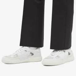Valentino VL7N Cut-Out Sneaker -Luxury Sneakers Shop 22 04 2022 AJ XY0S0C58SWF 10K m7 1