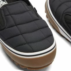 Vans UA Snow Lodge Slipper VansGuard -Luxury Sneakers Shop 23 12 2022 VQ VN0A5JI2BLK1 4 1