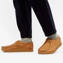 Yogi Willard -Luxury Sneakers Shop 25 01 2021 BB DYU14037 TN m6 1