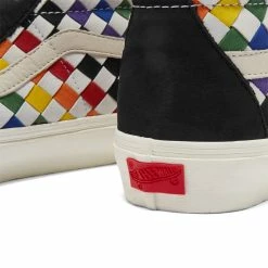 Vans Vault UA Sk8-Hi VLT LX -Luxury Sneakers Shop 25 05 2021 AJ VN0A4CS55A81 4 1