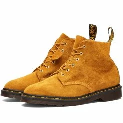 Dr. Martens 101 6-Eye Boot