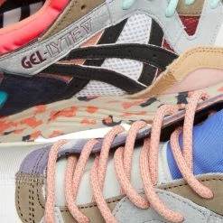 Asics GEL-LYTE V -Luxury Sneakers Shop 26 01 2023 SI 1201A871 961 4 1