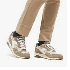 Diadora N902 -Luxury Sneakers Shop 26 01 2023 LL 501 178559 D0311 m6 1