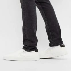 Saint Laurent Venice Slip On 11 Saint Laurent Venice Slip On -Luxury Sneakers Shop 26 03 2021 BLR 585742 GIIN0 9061 m7 1