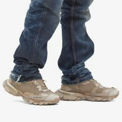 Balenciaga Track 3 Sneaker -Luxury Sneakers Shop 26 09 2022 aj 700875 w3rf3 9897 m9