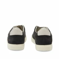 Common Projects Retro Low Suede -Luxury Sneakers Shop 26 09 2022 gh 2343 2308 3