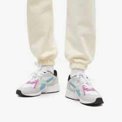 Puma Prevail -Luxury Sneakers Shop 27 01 2023 LL 386569 03 m6 1