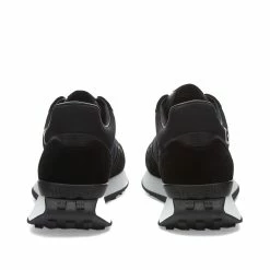 Givenchy Giv Runner Light Sneaker -Luxury Sneakers Shop 28 07 2022 NS BH006ZH1AL 001 3 1