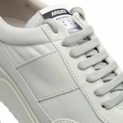 Axel Arigato Genesis Monochrome Sneaker -Luxury Sneakers Shop 31 01 2023 LL F0084080 4 1